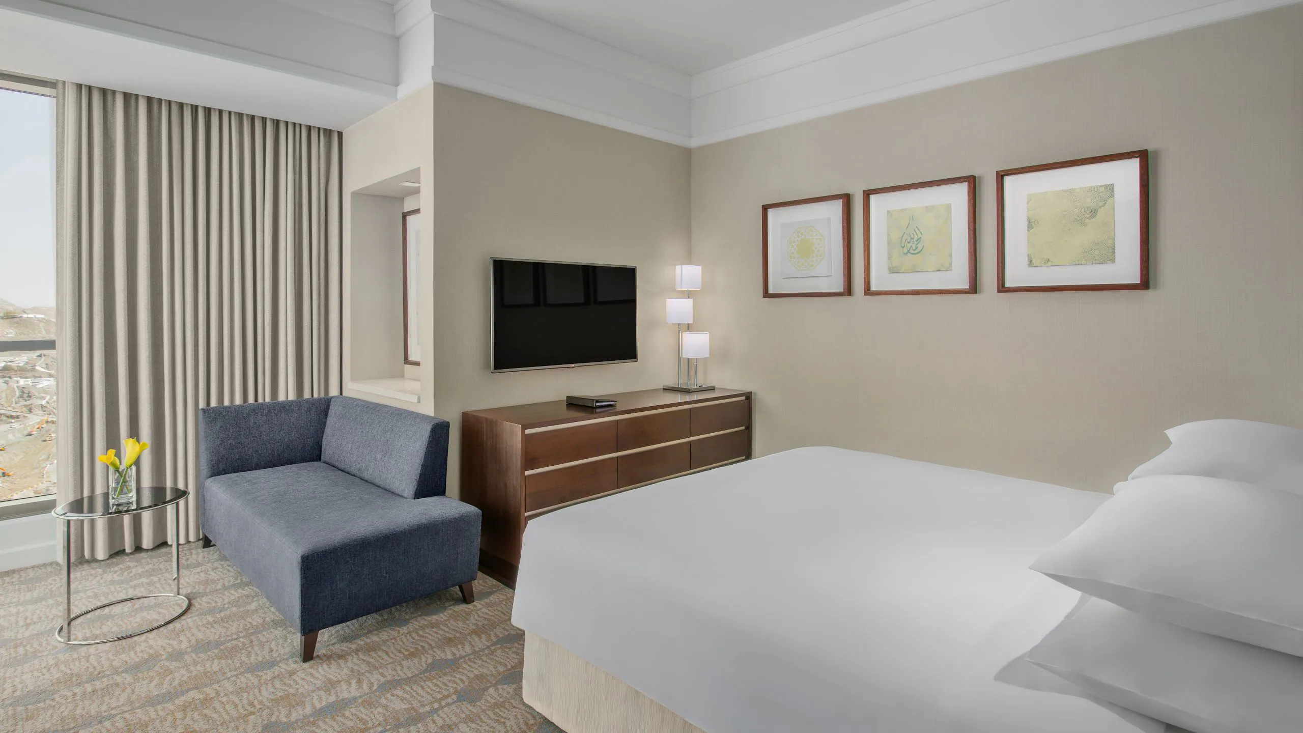 premium interior 3 - Distance froDistance from Jabal Omar Hyatt Regency Makkah To Haramm Jabal Omar Hyatt Regency Makkah To