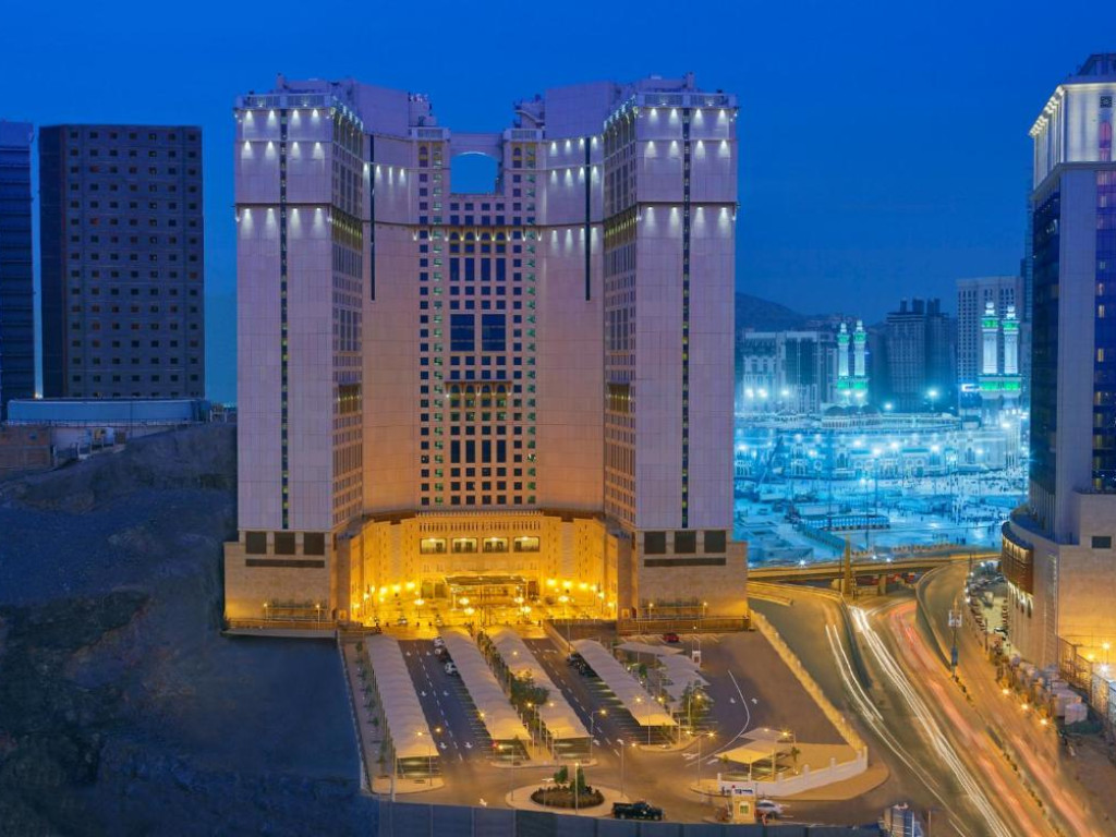 Uploaded image 1753085177886 - Anjum Hotel Makkah – 4 Reasons Why Anjum Hotel Mecca is Perfect for Umrah Pilgrims