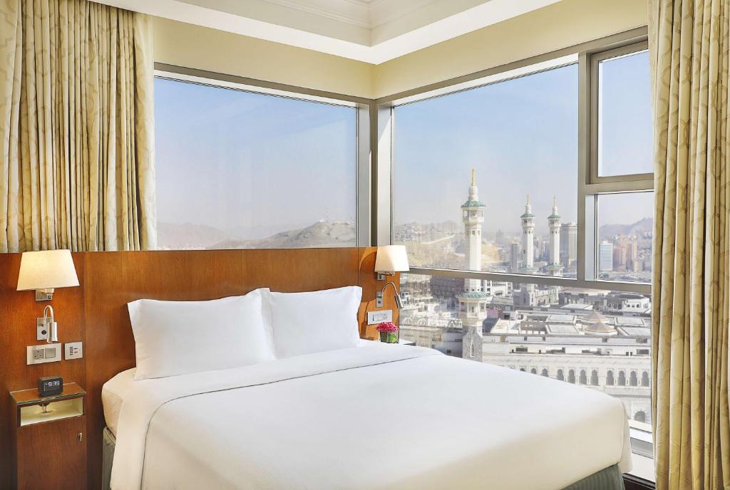 Uploaded image 1753089240894 - Hilton Suites Makkah – 3 Reasons Hilton Suites Mecca is a Top Umrah Choice