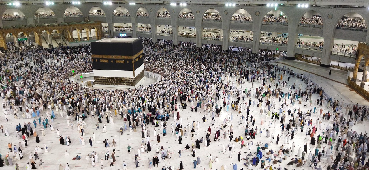 Uploaded image 1759242901431 - How to Book 5-Star Umrah Packages at Cheaper Rates in 2025–26