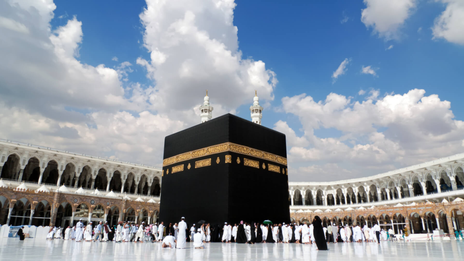 Uploaded image 1761042236576 - DIY Luxury Umrah Packages from Any Country - 7 Pro Tips for Beginners