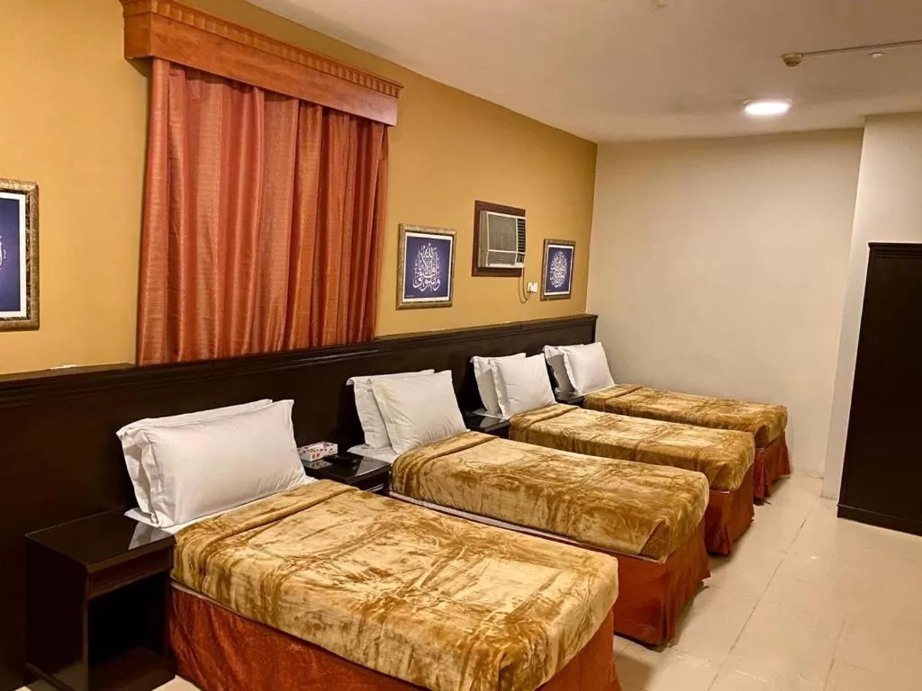 Uploaded image 1765788288978 - Affordable Umrah Packages from the UK