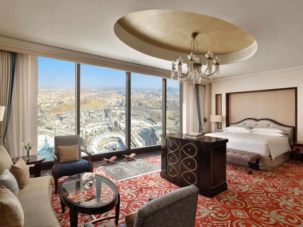 Uploaded image 1767259361802 - Booking the Fairmont Clock Tower for Umrah