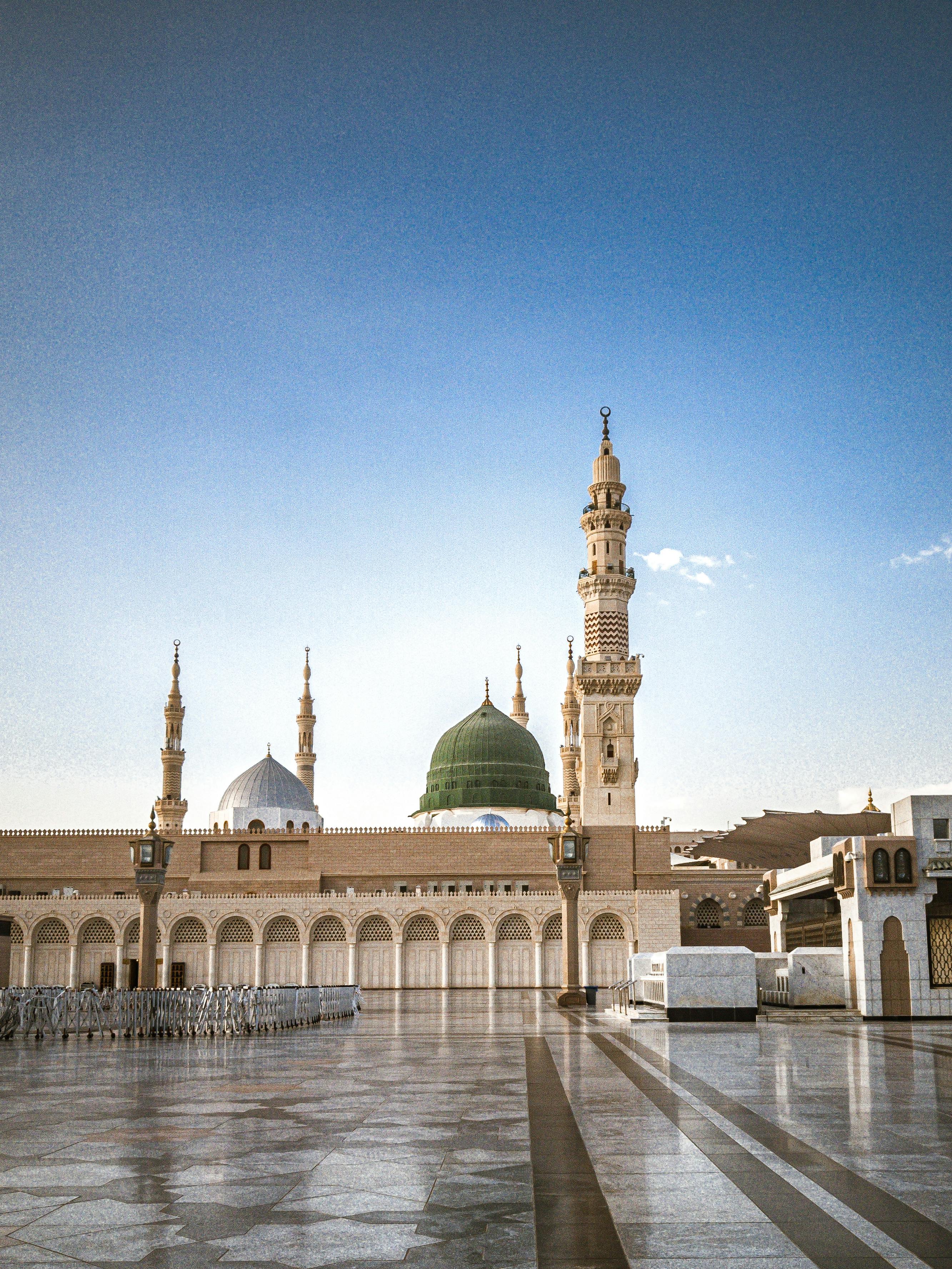 7 best places to visit in madinah f travel guide umrah destination - 7 Best Places to Visit in Madinah for Umrah Pilgrims