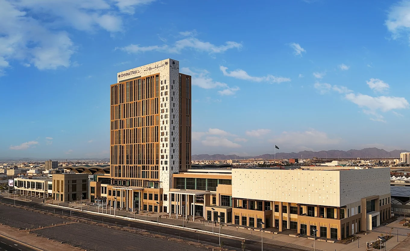DoubleTree by Hilton Madinah Gate - 4-Star Umrah Hotel in Madinah Near Prophet's Mosque