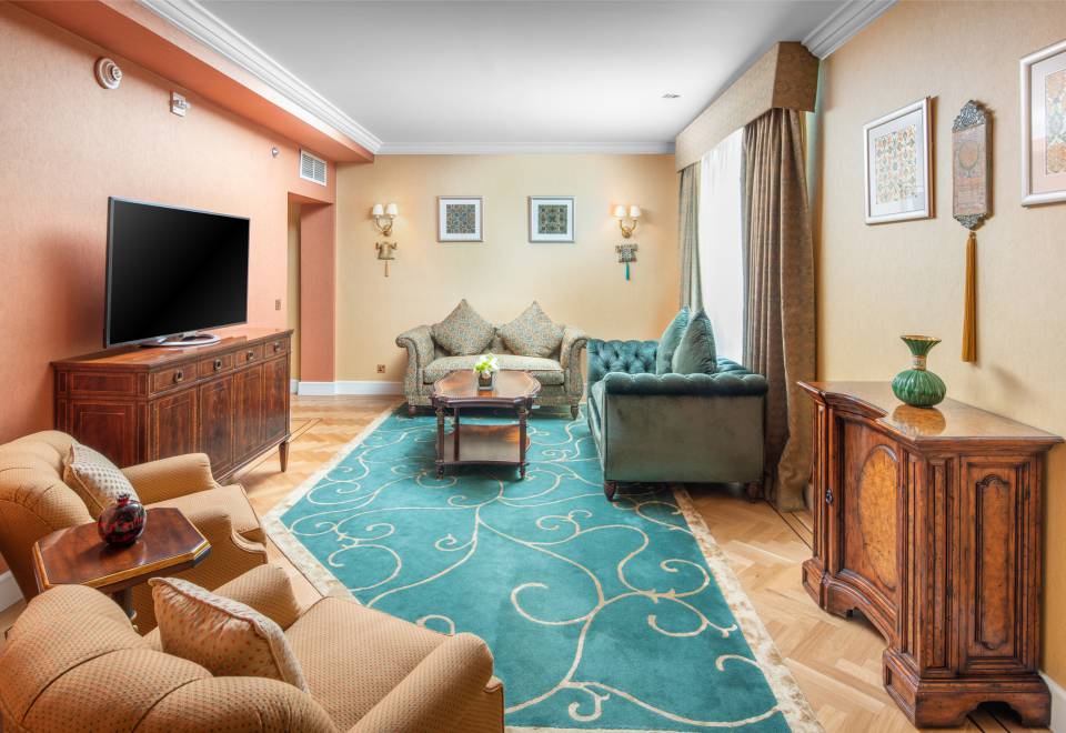 Anjum Hotel Makkah - Luxury room interior with Haram view, premium Umrah accommodation facilities and amenities