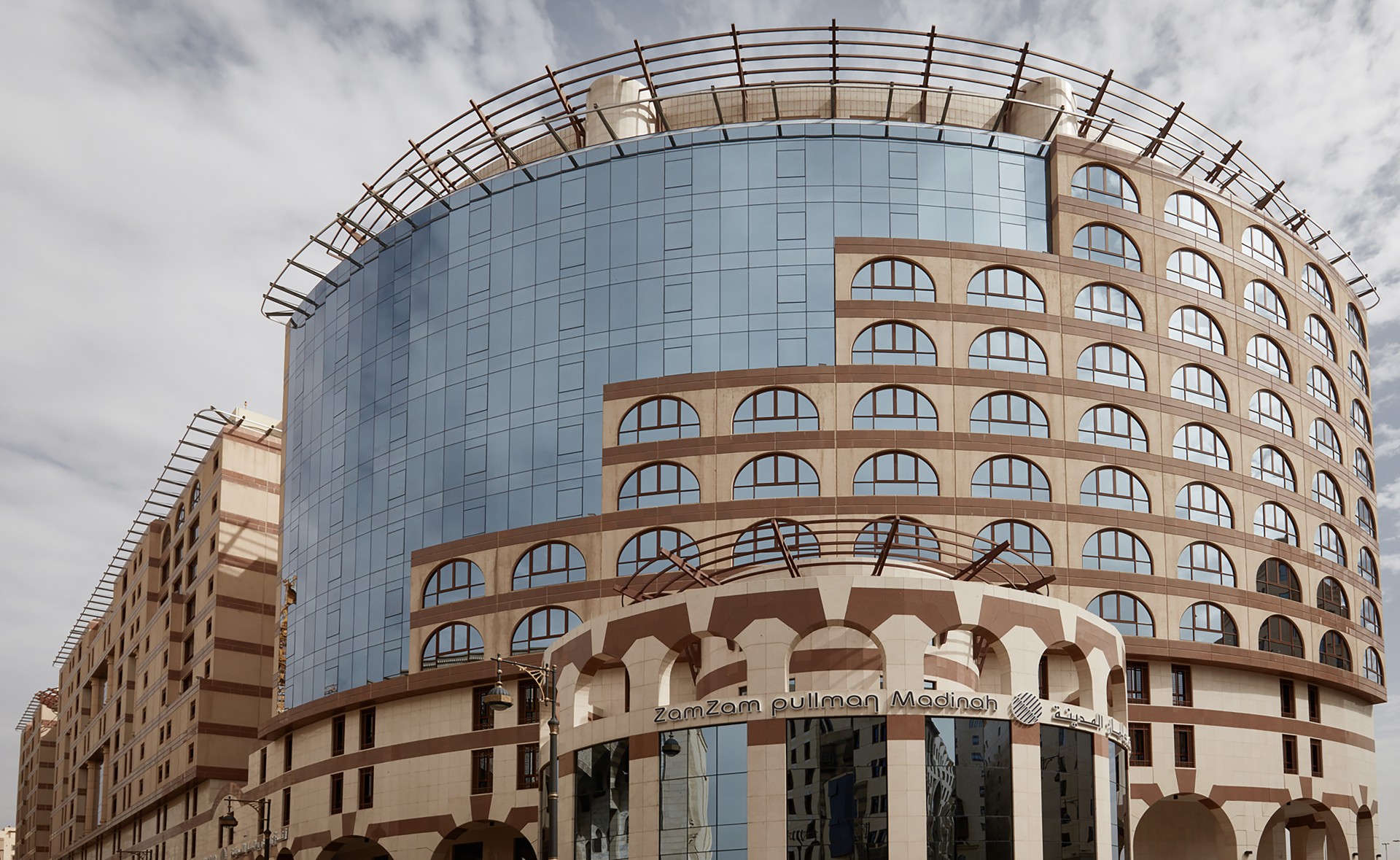 Pullman Zamzam Madina - 5-Star Umrah Hotel in Madinah Near Prophet's Mosque