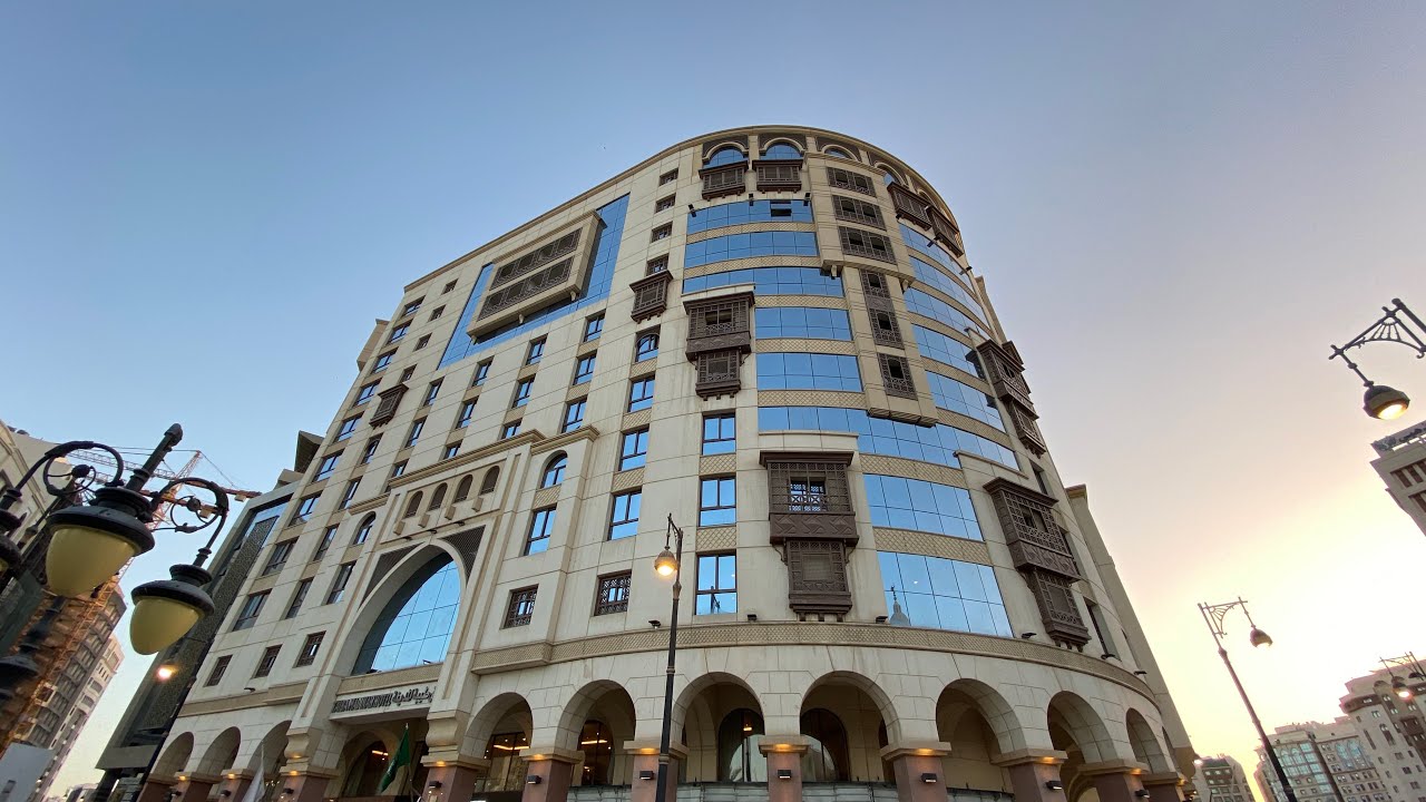 Taiba Madinah Hotel - 5-Star Umrah Hotel in Madinah Near Prophet's Mosque
