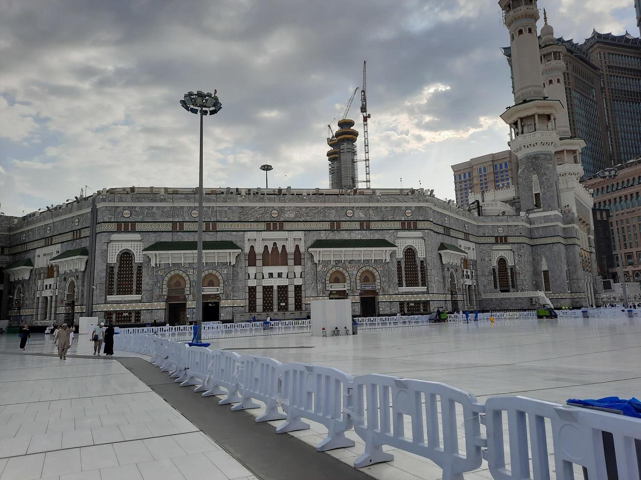 Umrah During Cooler Months: 7 Benefits of a Comfortable Umrah Journey - Umrah Travel Guide